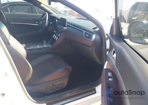 2022 Genesis G70 3.3T Awd z USA, uszkodzony, nr VIN KMTG54TE7NU088173